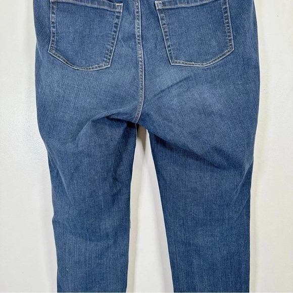 Torrid Boyfriend Straight Vintage  Stretch Mid-Rise Jean - Picture 12 of 14